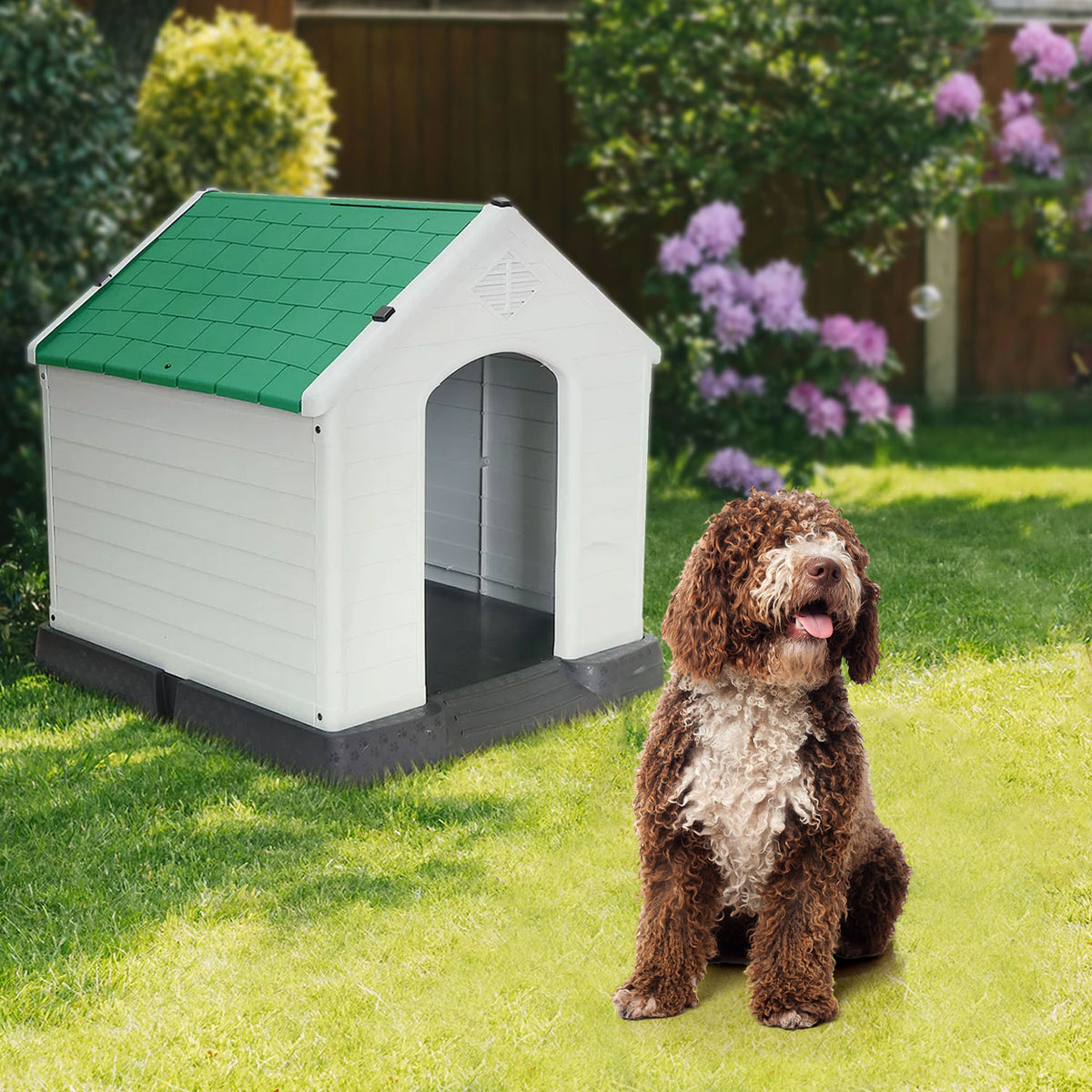 AQPET FRIENDS Chalet Cuccia In Plastica Impermeabile Per Cani E Gatti Comfort e Relax, Per Interno ed Esterno