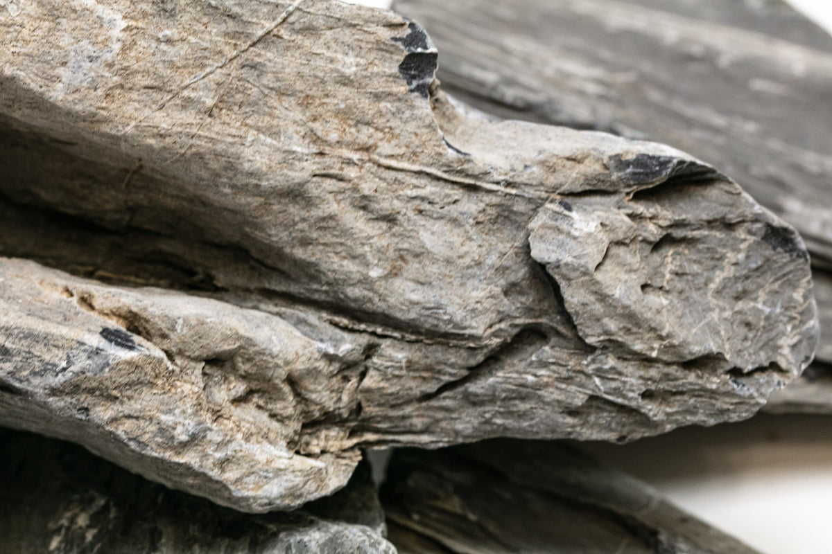 AQPET ZEN STONE ROCCE STALAGMITE (CONF.20KG MIXED) 300GR /3 KG